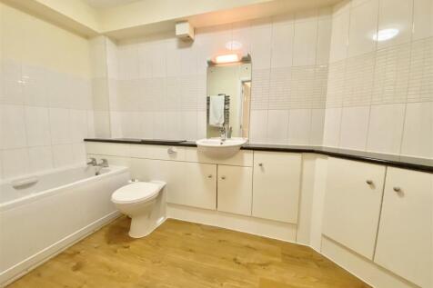 14 Radbrook House-9.jpg