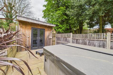Gym/Outbuilding