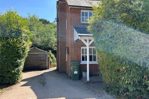 Driveway/Garage