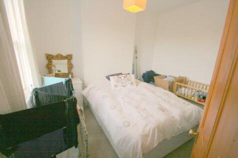 Photograph 11