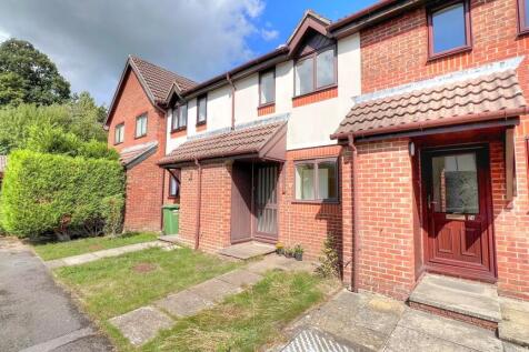 23 Balmoral Way 3...