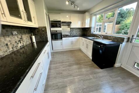 Kitchen4.jpg
