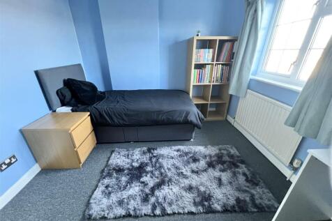 Bedroom 3.jpg