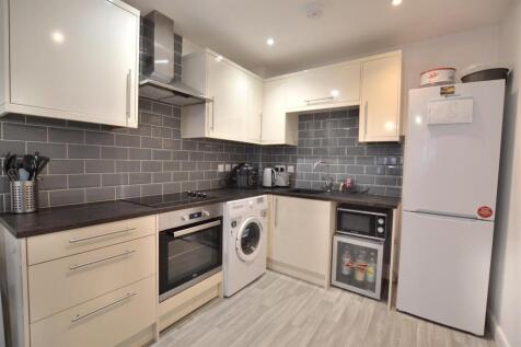 Fitted Dining Kitchen