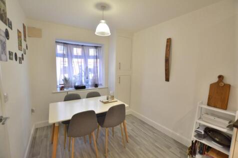 Fitted Dining Kitchen