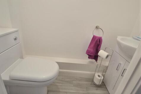 Downstair W.C / Cloakroom