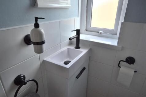 Wash Room/W.C.