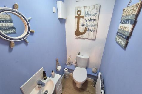 Guest Cloakroom