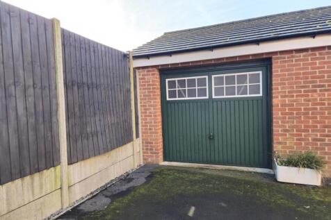 Detached Garage