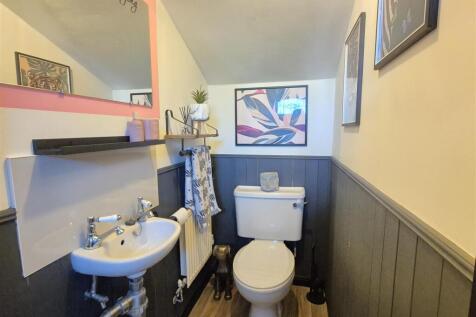Guest Cloakroom