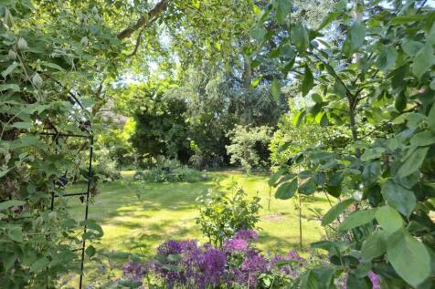 South Facing Private Rear Garden