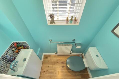 Guest Cloakroom