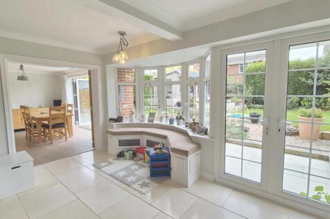 Living Breakfast Kitchen