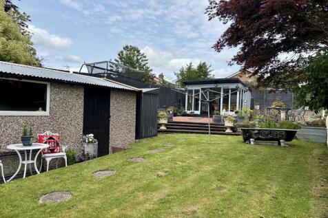 Private Rear Garden