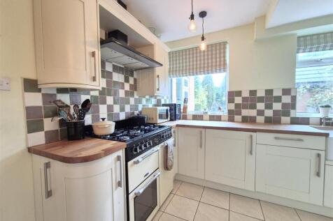 Fitted Kitchen