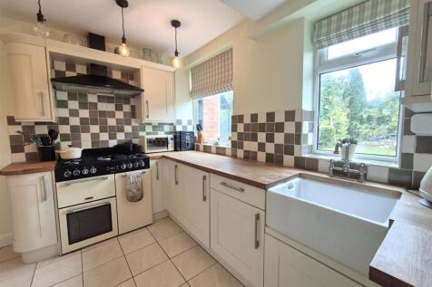 Fitted Kitchen