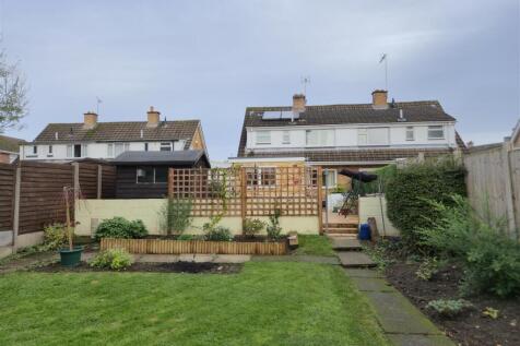 Good Sized Rear Garden