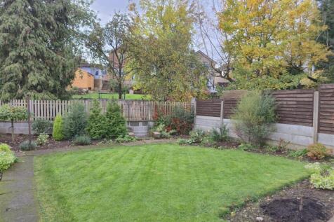 Good Sized Rear Garden