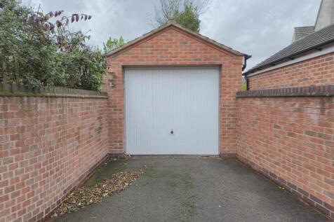 Detached Garage