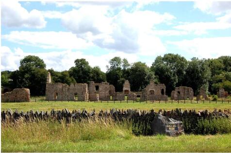 Thringstone (Large).jpg