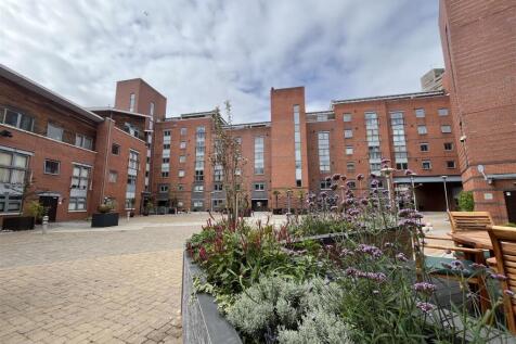 Courtyard.JPG