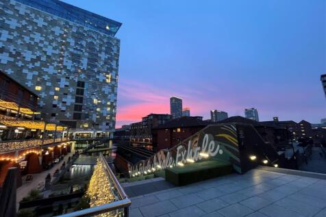 cube external summer.jpg