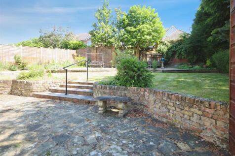 9b24450c-Garden 202.JPG