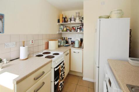cca14df2-Kitchen 202.JPG