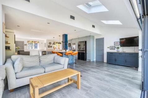 Kitchen / living / dining room