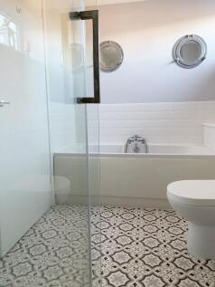 Four piece bathroom