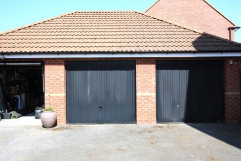 Garage (middle one)