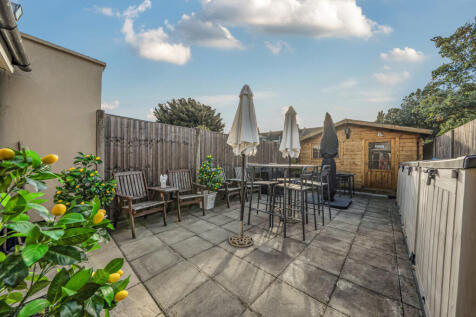 1360450-5-68db9d5...