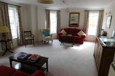 Communal Lounge
