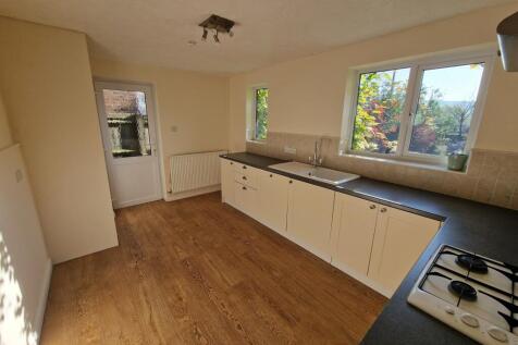 Kitchen-angle 2