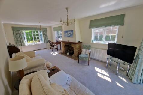Sitting Room-angle 2