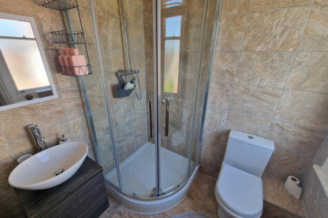 Bedroom Two En-Suite