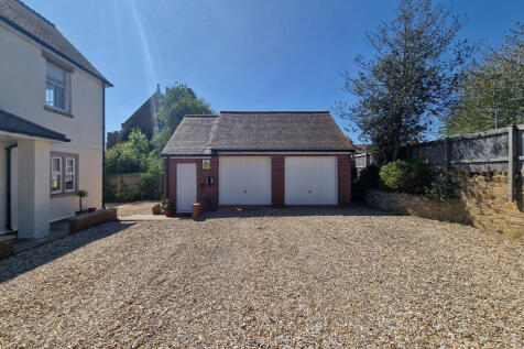 Double Garage