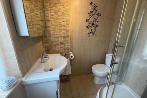 En-Suite Bedroom One