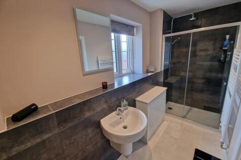 En-Suite Two