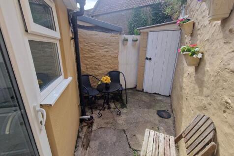 Courtyard Garden