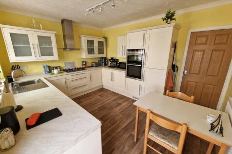 Kitchen-angle 2