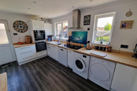 Kitchen-angle 2