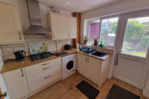 Kitchen-angle 2