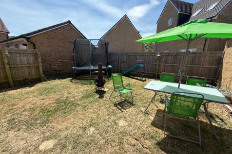 Enclosed Garden Aspect 2