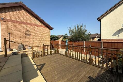 Rear Garden Aspect 3