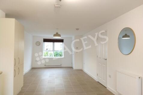 Kitchen Lounge Area