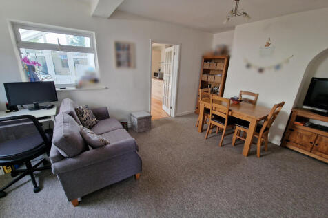 Family Room-angle 2
