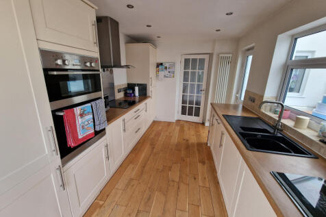 Kitchen-angle 2