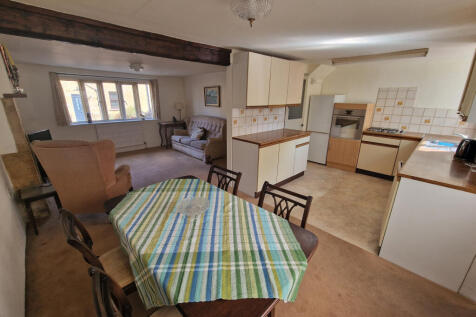 Dining Area-angle 2