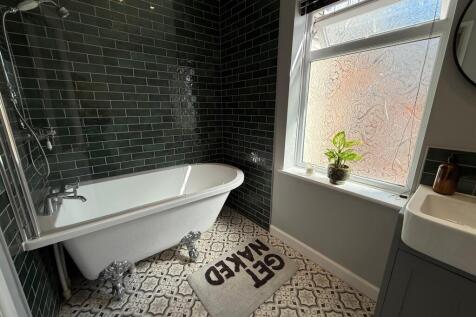 Bathroom-angle 1